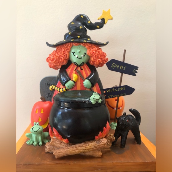 Halloween Candle Holder, Witch Candy Holder, Cookie Cutters - Picture 2 of 16